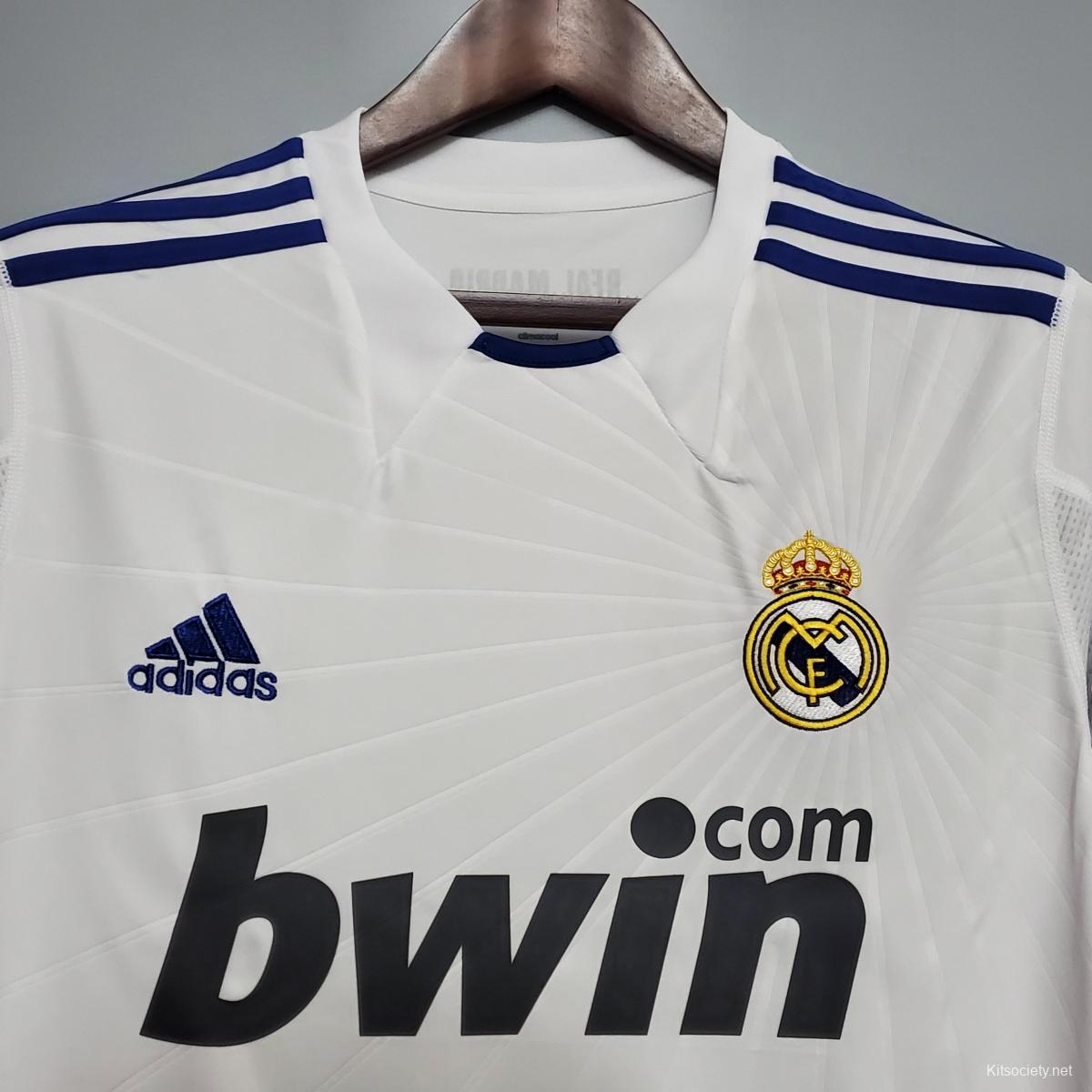 Retro 16/17 Real Madrid Home Long Sleeve Jersey - Kitsociety