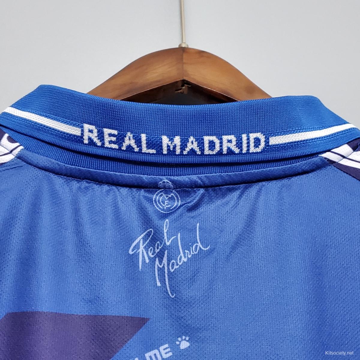 94/96 Real Madrid Away Blue Retro Jerseys Shirt Price: $27.99-39.99  Wholesale price