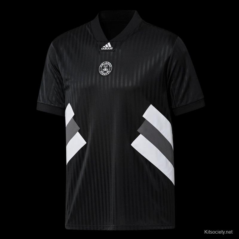 Clothing - Orlando Pirates FC 22/23 Home Jersey - Grey